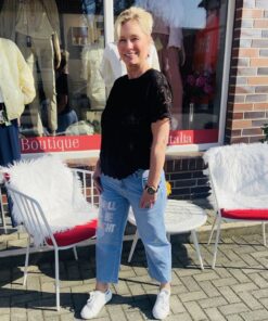 Alternative view of Spitzenshirt