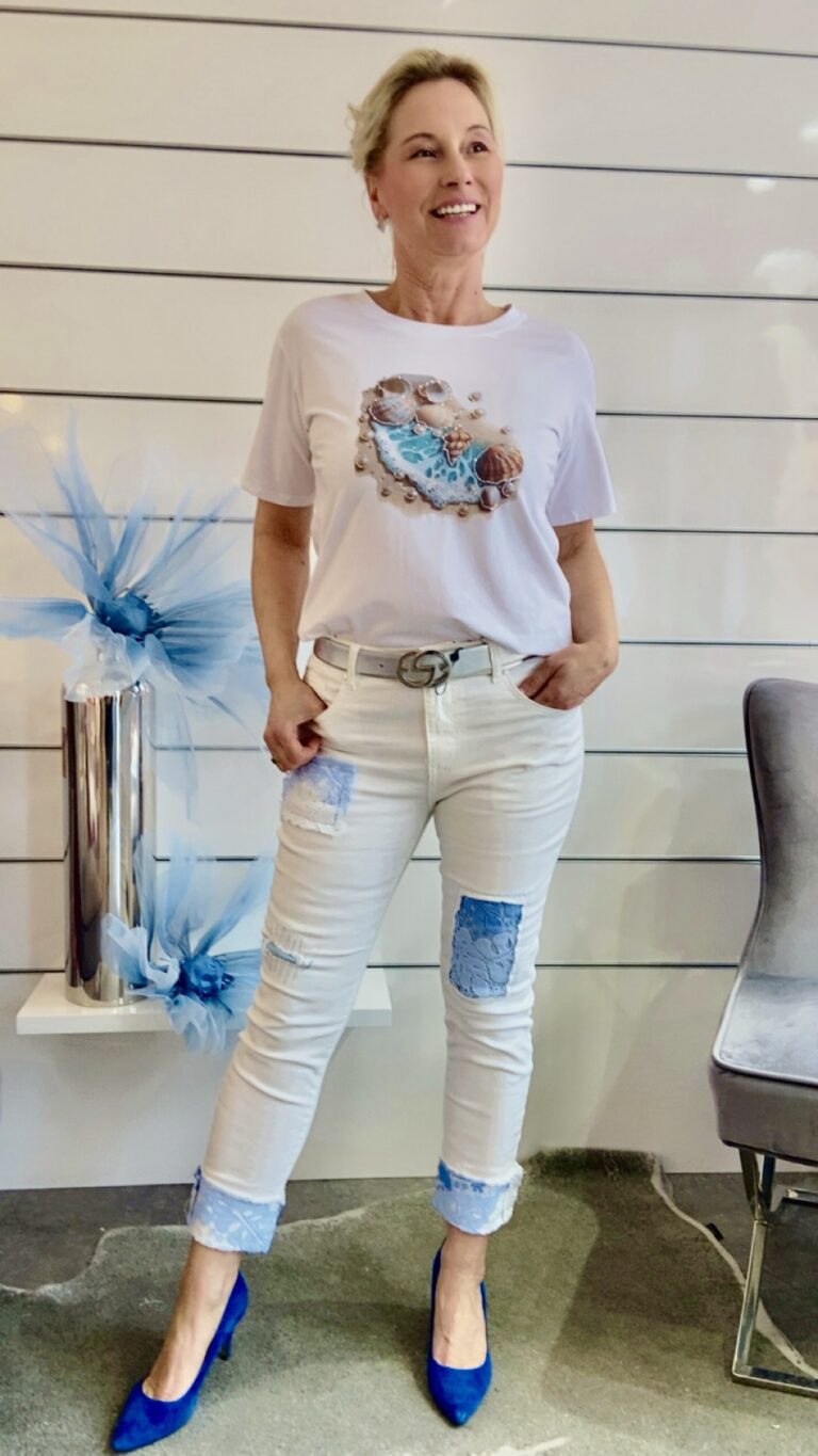 Hose mit Spitzenpatches