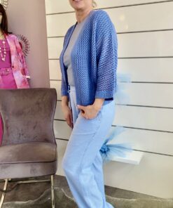 Alternative view of Hosen Claudette