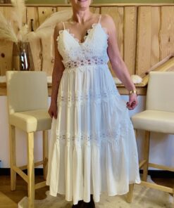 Spitzenkleid mit Spaghettiträgern