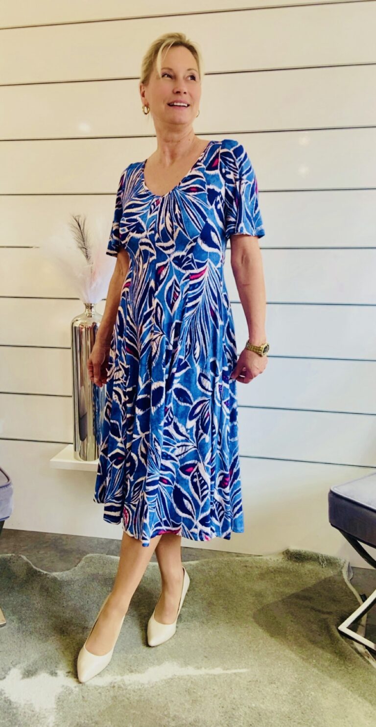 Kleid Allover-Print Blau/Weiß/Pink