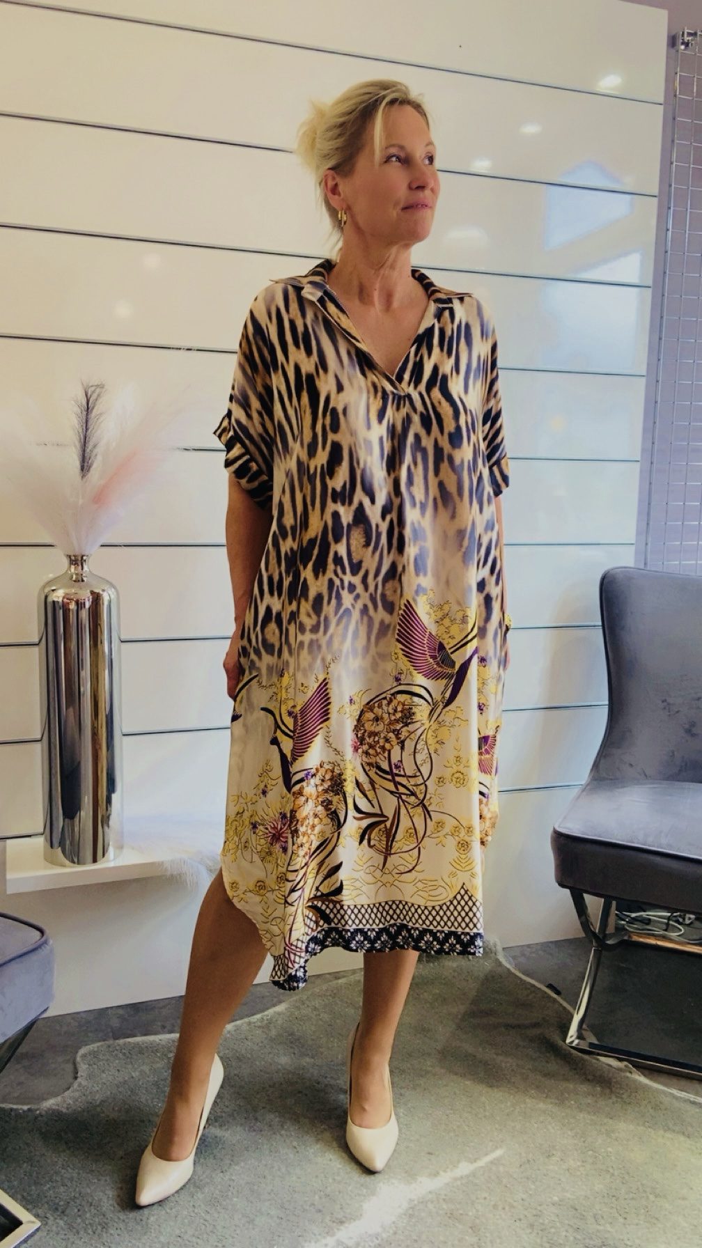 Kleid im Leo-Look