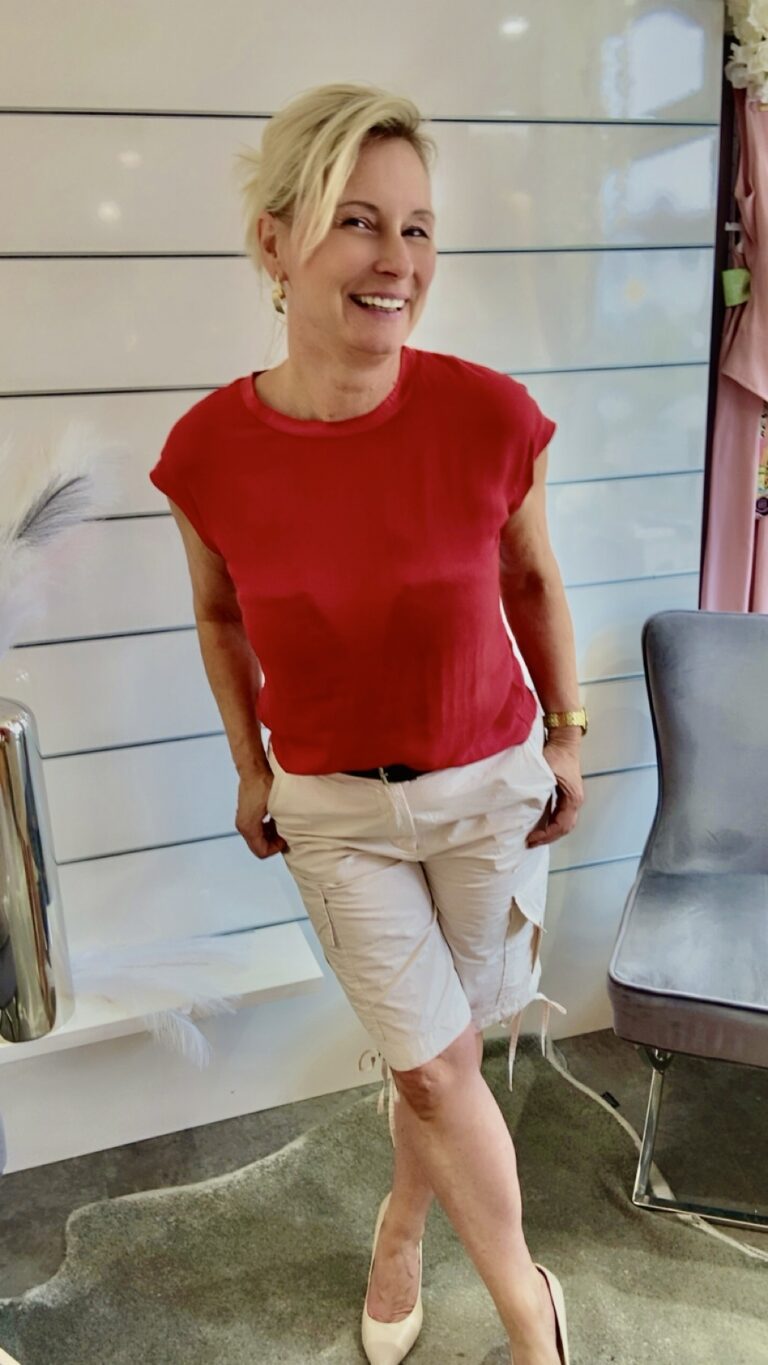 Luftig leichtes rotes Shirt