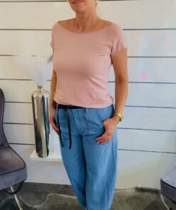 Basic-Shirt mit U-Boot-Ausschnitt