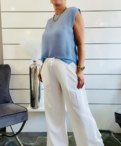 Luftig leichtes Shirt in Hellblau