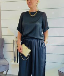 Alternative view of Weißes Satin-Shirt Damen