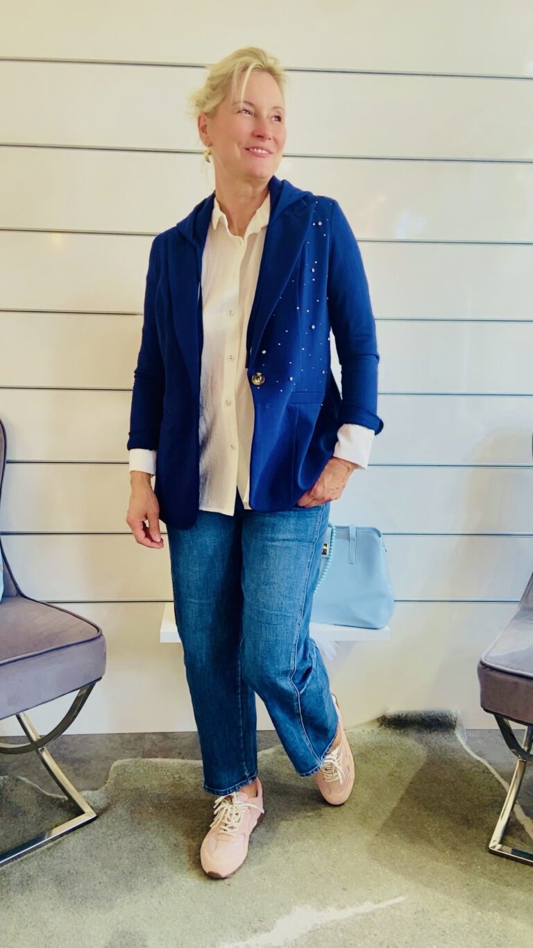 Blazer mit Kapuze und Strass