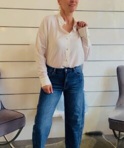 Elegante Hemdbluse mit Stehkragen
