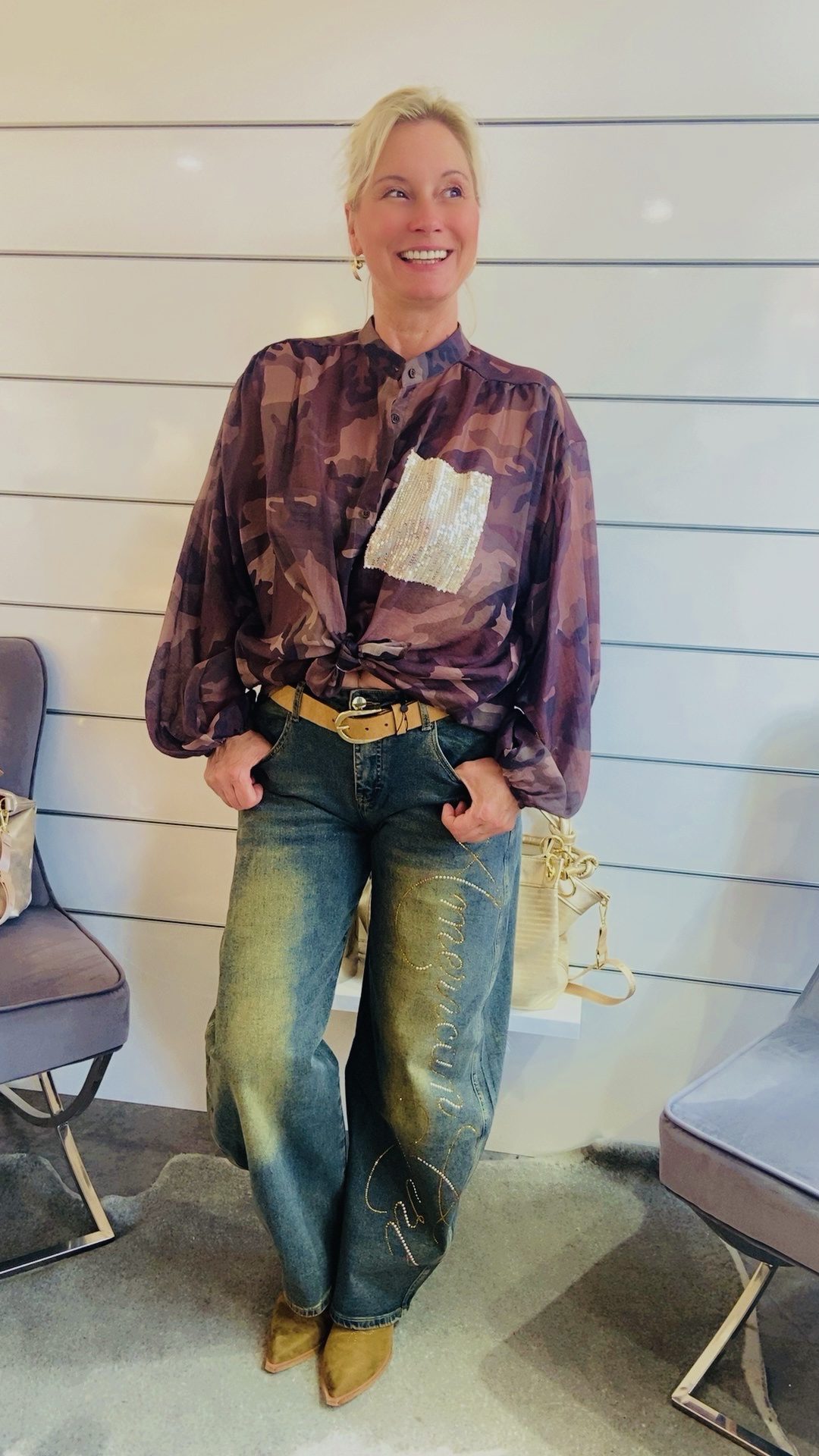 Barrel Jeans mit Strass – Details