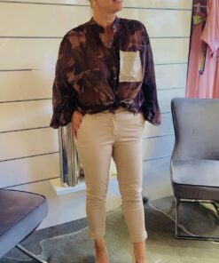 Camouflage Bluse mit Paillettentasche