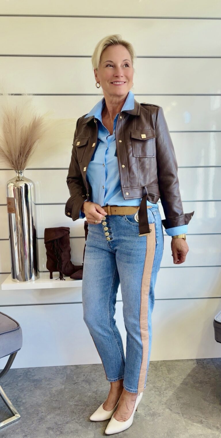 Denim Jeans mit braunen Seitenstreifen