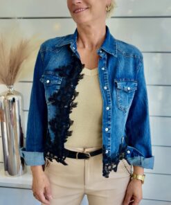 Italienische Jeansjacke mit Spitze