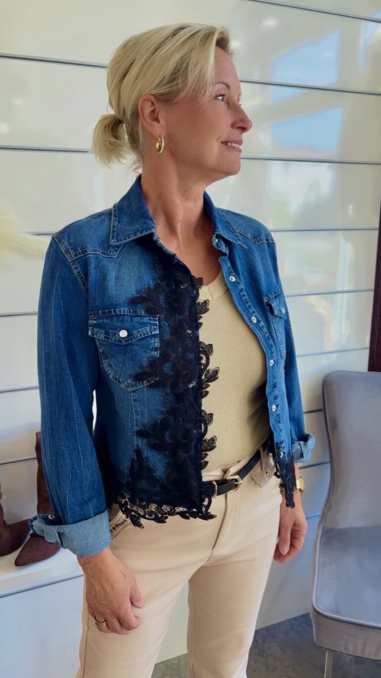 Italienische Jeansjacke mit Spitze