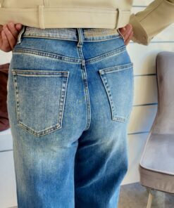 Alternative view of Italienische Jeans mit Strassstreifen
