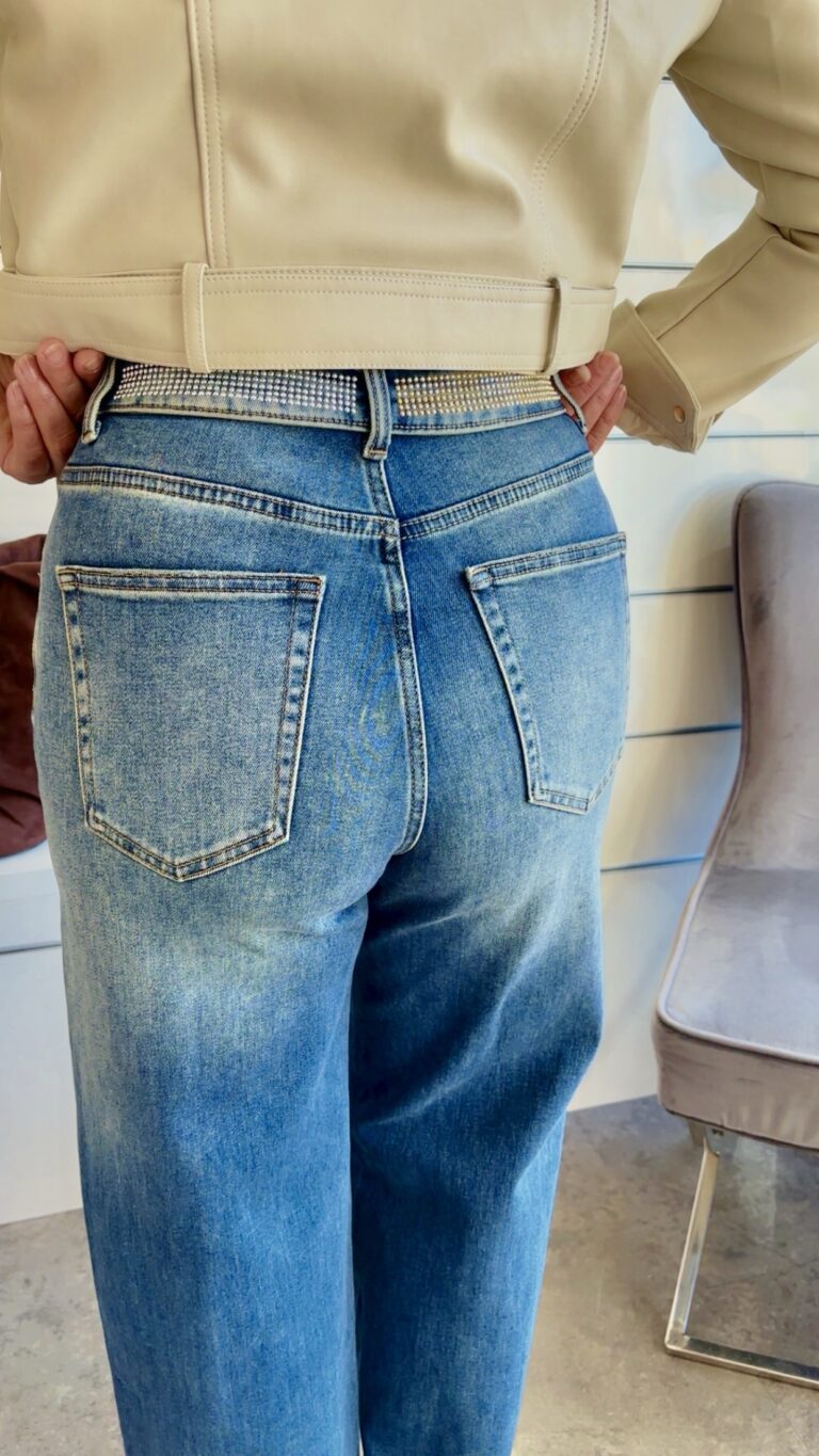 Italienische Jeans mit Strassstreifen