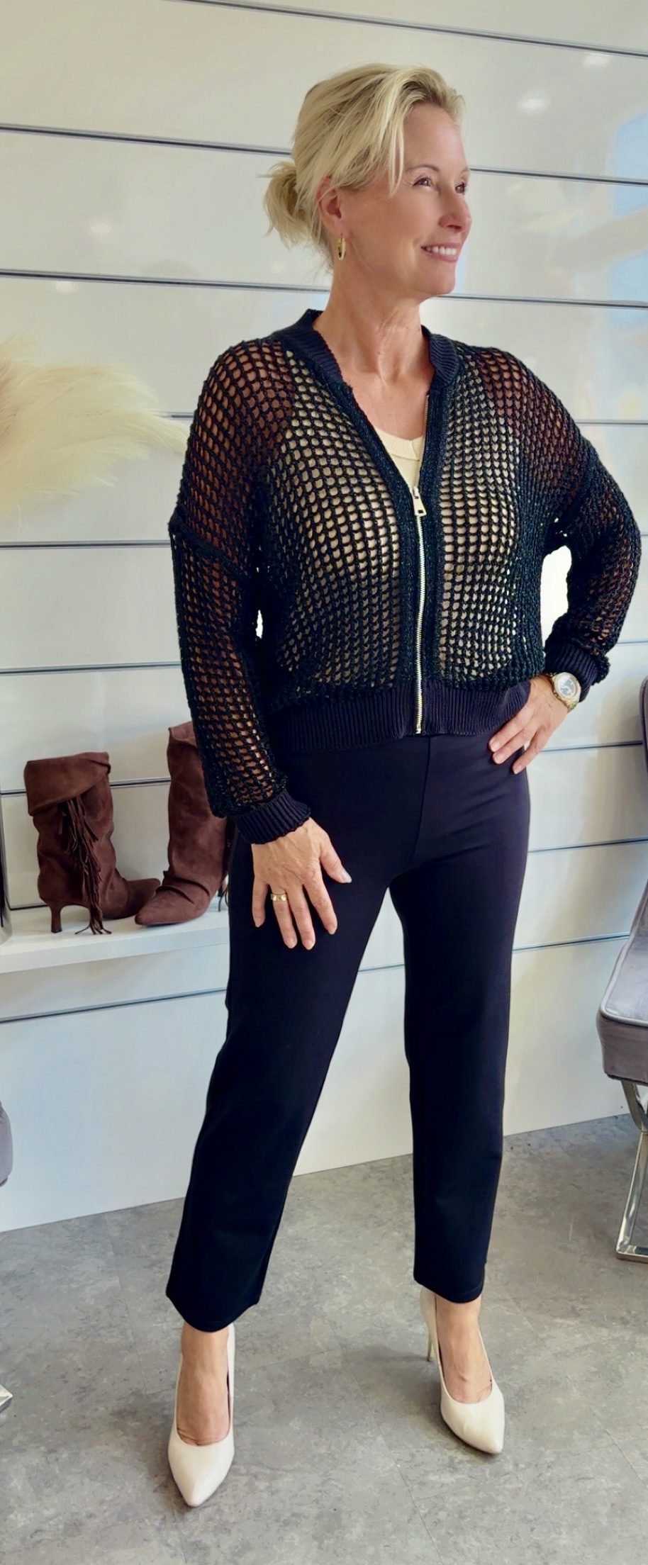 Schwarzer Netzstrick-Blouson Damen
