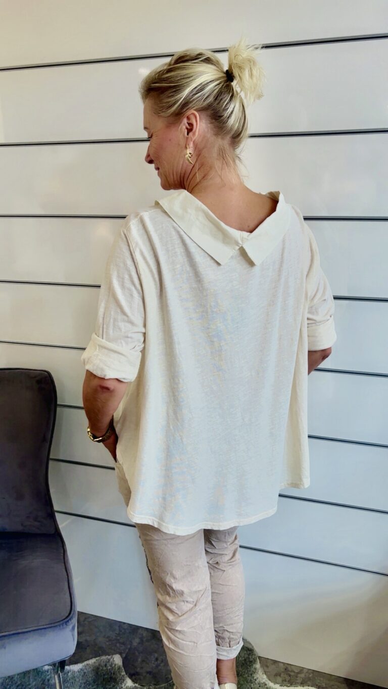 Oversize Bluse mit großem Kragen