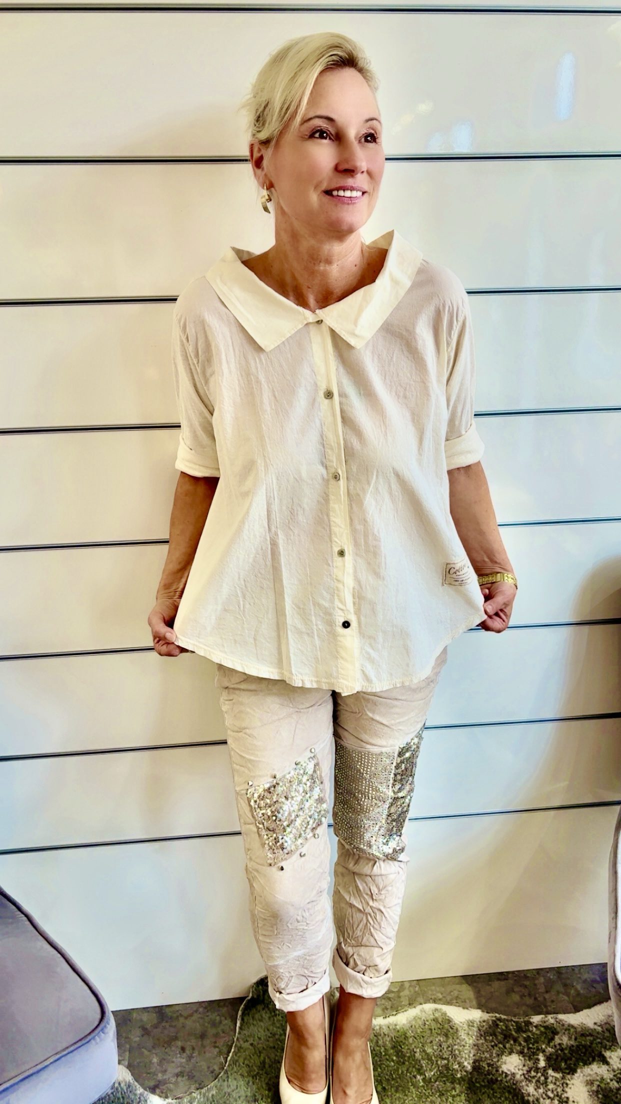 Oversize Bluse mit großem Kragen