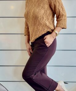 Strickpullover mit V -  Ausschnitt
