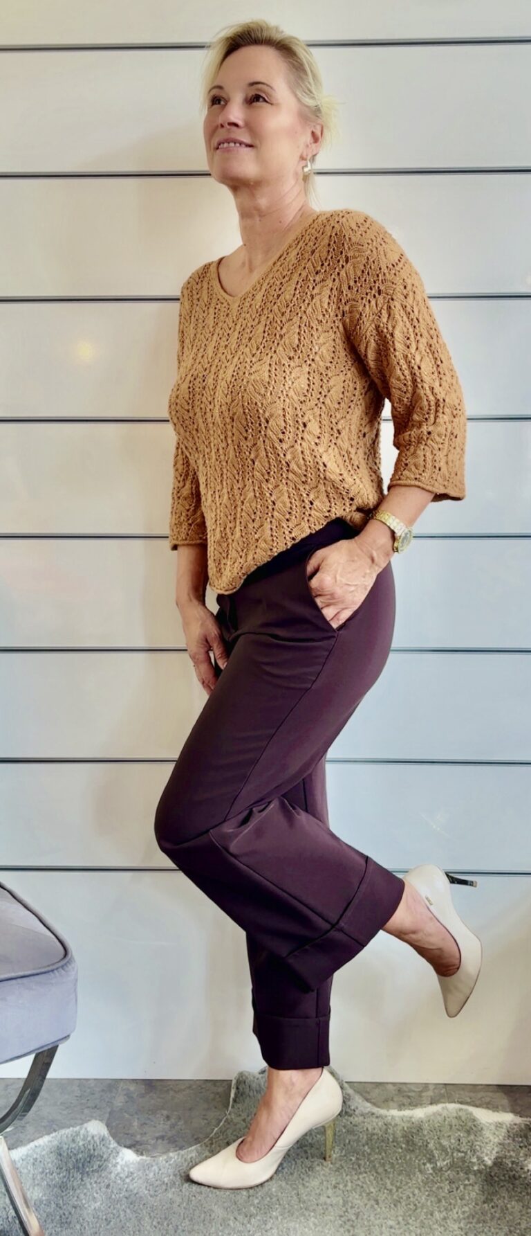 Strickpullover mit V –  Ausschnitt