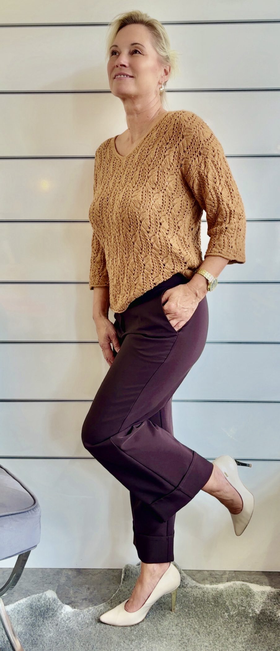Strickpullover mit V –  Ausschnitt