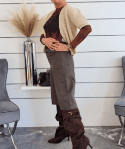 Elegante Stiefel in Veloursleder-Optik mit Schnalle – Dunkelbraun