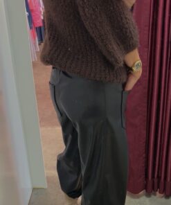 Alternative view of Hose mit Leoprint und Lederoptik – Trendiger Statement-Look