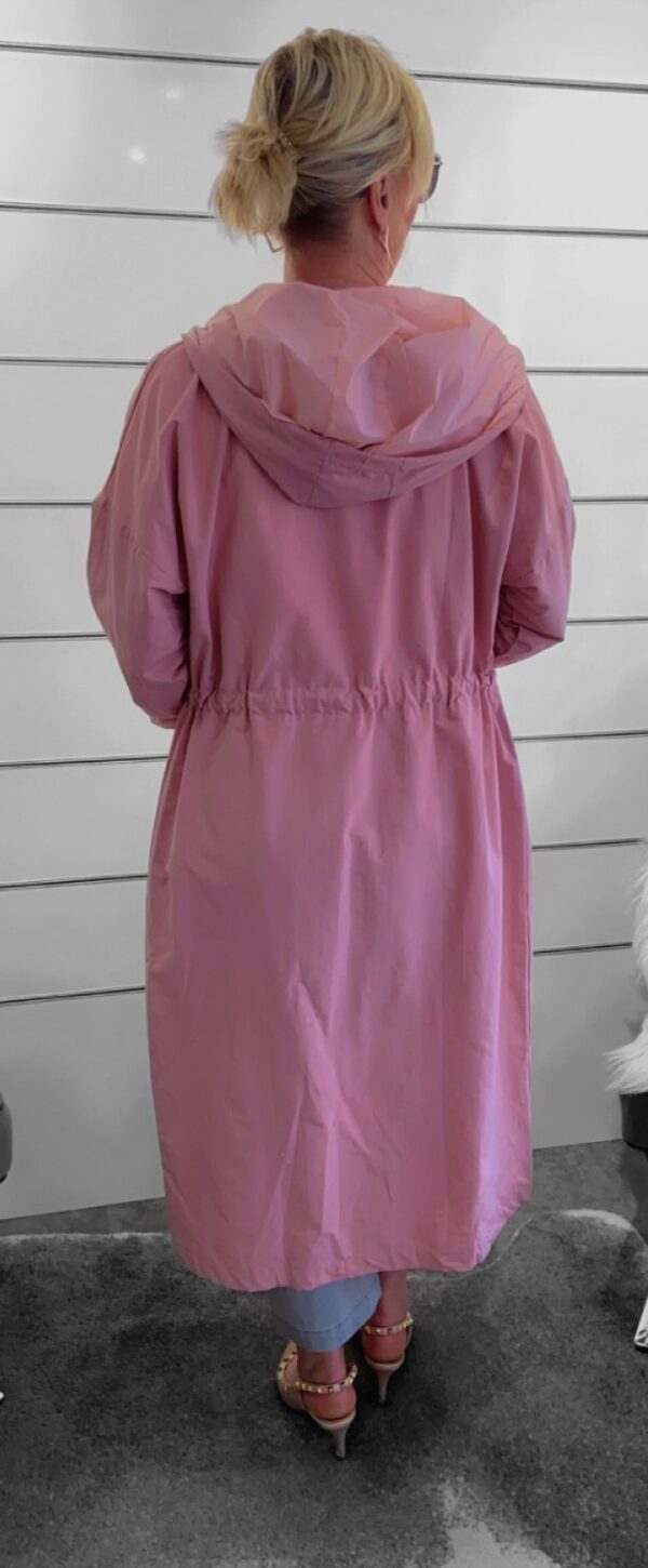 Trenchcoat in Rose – Bild 4
