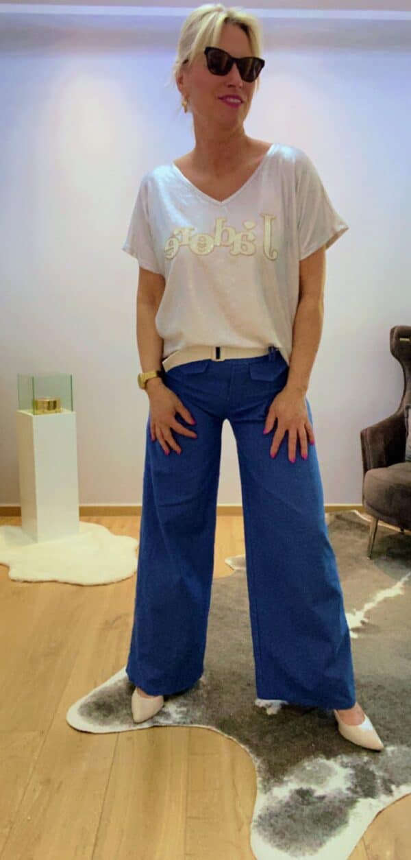 Uni Shirt spitzer Ausschnitt – Bild 9