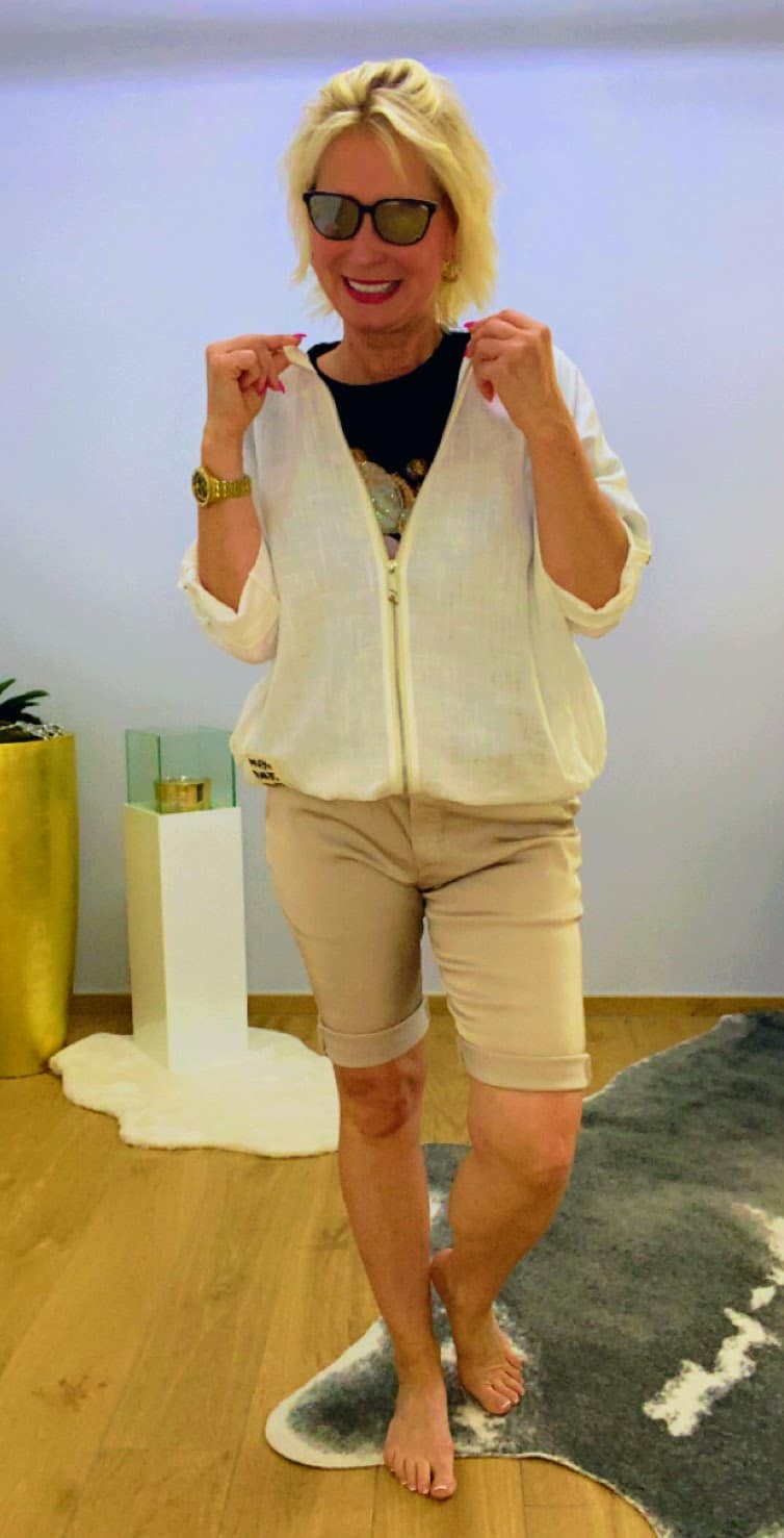 Jacke mit Kapuze