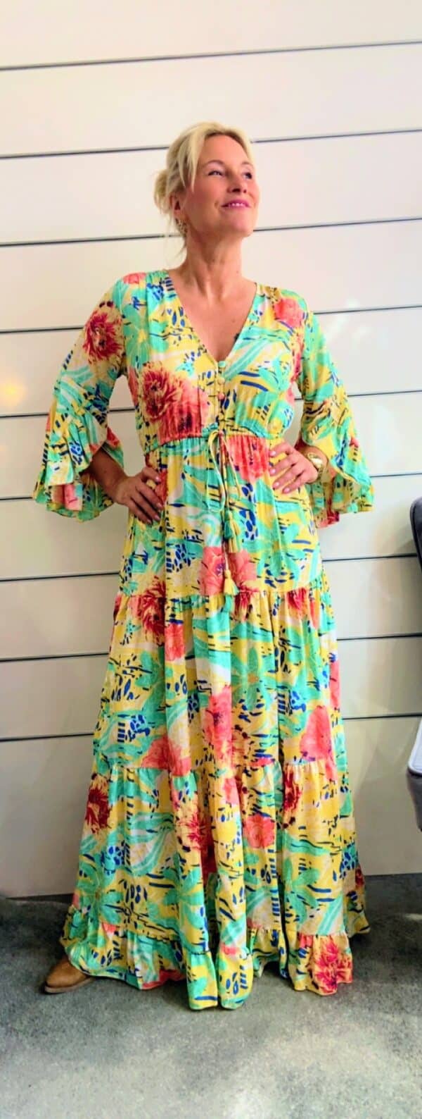 Maxikleid mit Rüschen – Bild 3