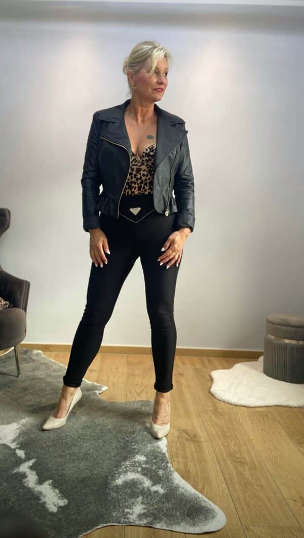 Stretchhose mit Zierdetails