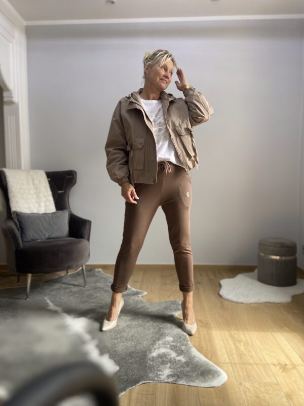 Übergangsjacke mit Kapuze – Bild 4