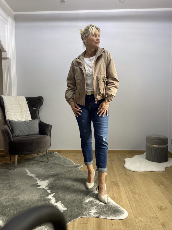 Übergangsjacke mit Kapuze – Bild 13