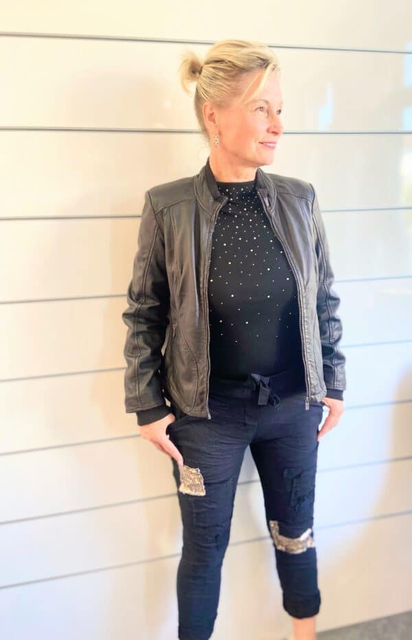 Shirt mit Glitzersteinen – Bild 6