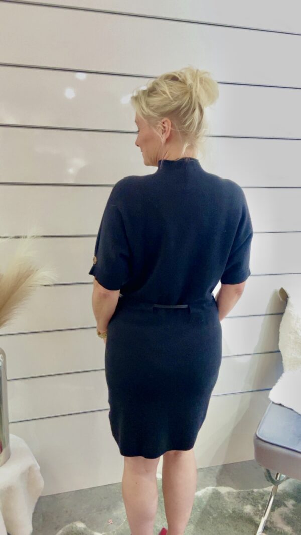 Gil Santucci Kleid mit Strassdetails – Bild 5