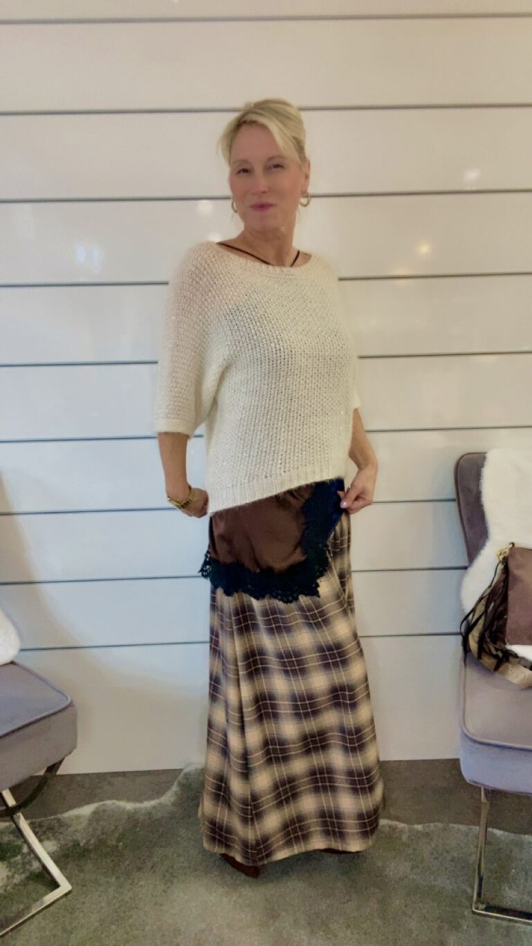 Satin Top mit Spitze