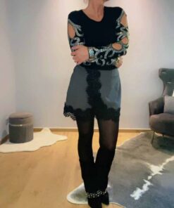 Rock mit edler Spitze