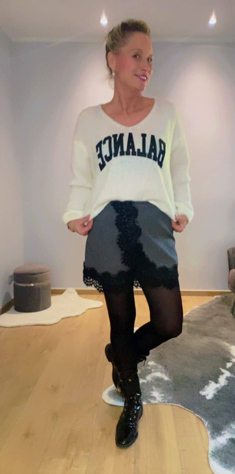 Rock mit edler Spitze