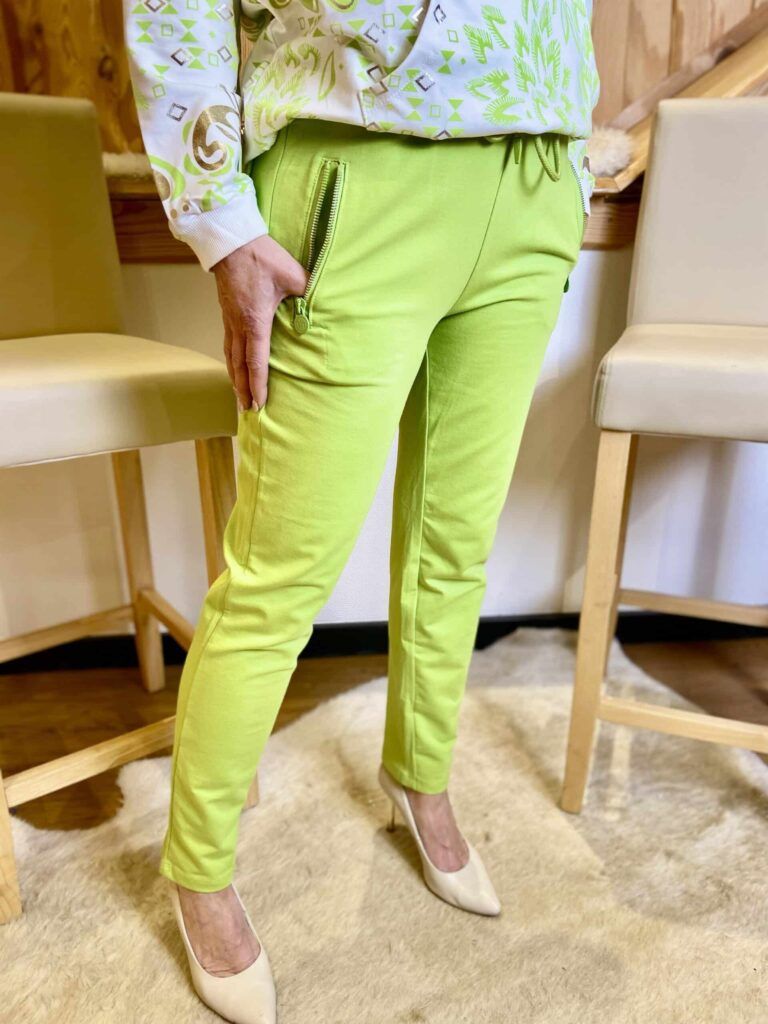 Joggpants in Limegrün