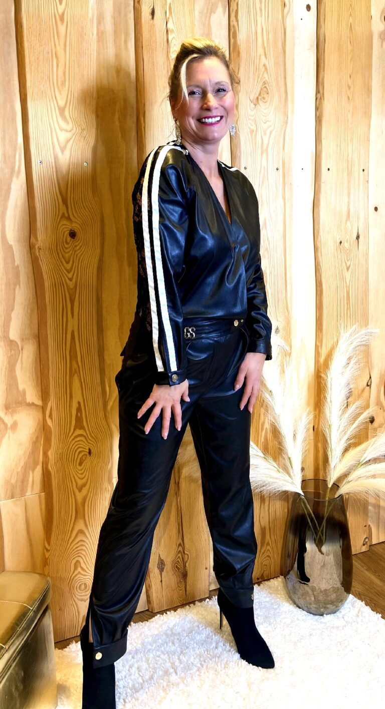 Overall Gil Santucci